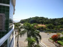 Apartamento com 2 Quartos para alugar, 80m² no Bombas, Bombinhas - Foto 22