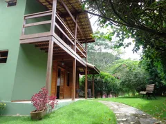 Casa de Condomínio com 3 Quartos para alugar, 1500m² no Pedro do Rio, Petrópolis - Foto 2