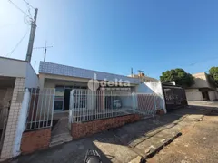Casa com 3 Quartos à venda, 270m² no Osvaldo Rezende, Uberlândia - Foto 1