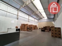 Galpão / Depósito / Armazém à venda, 375m² no Uberaba, Bragança Paulista - Foto 1