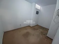 Loja / Salão / Ponto Comercial para alugar, 150m² no Osvaldo Rezende, Uberlândia - Foto 5