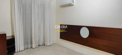 Casa Comercial com 3 Quartos para alugar, 387m² no América, Joinville - Foto 19