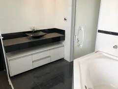 Casa com 4 Quartos à venda, 380m² no Alphaville Residencial 2, Barueri - Foto 28