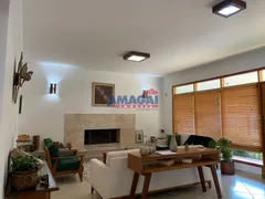 Casa com 3 Quartos para alugar, 380m² no Loteamento Villa Branca, Jacareí - Foto 8