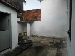 Casa com 4 Quartos para alugar, 150m² no Serrinha, Fortaleza - Foto 32