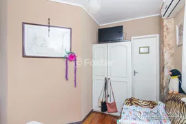 Casa com 3 Quartos à venda, 131m² no Medianeira, Porto Alegre - Foto 5