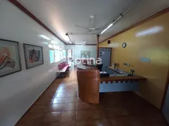 Casa Comercial para alugar, 374m² no Martins, Uberlândia - Foto 4