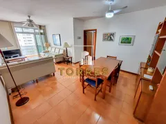 Apartamento com 3 Quartos à venda, 150m² no Praia das Pitangueiras, Guarujá - Foto 1