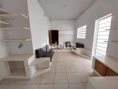 Casa com 2 Quartos à venda, 200m² no Centro, Uberlândia - Foto 1