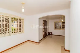 Casa com 3 Quartos à venda, 252m² no Jardim São Pedro, Porto Alegre - Foto 9
