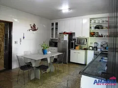 Fazenda / Sítio / Chácara com 3 Quartos para alugar, 530m² no Condomínio Lagoinha, Jacareí - Foto 8