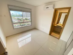 Apartamento com 3 Quartos para alugar, 162m² no Park Lozândes, Goiânia - Foto 14