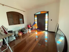 Casa com 4 Quartos para alugar, 200m² no Milionários, Belo Horizonte - Foto 3