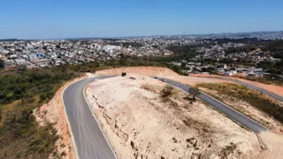 Terreno / Lote / Condomínio à venda, 200m² no Maria Helena, Divinópolis - Foto 16