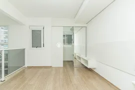 Apartamento com 1 Quarto para alugar, 64m² no Jardim do Salso, Porto Alegre - Foto 5