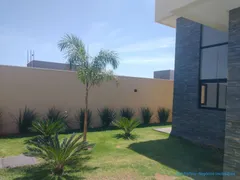 Casa com 3 Quartos à venda, 209m² no Setor Cristina II Expansao, Trindade - Foto 2