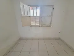 Casa com 3 Quartos para alugar, 118m² no Mansorur, Uberlândia - Foto 11