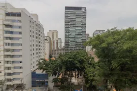 Apartamento com 3 Quartos para alugar, 205m² no Cerqueira César, São Paulo - Foto 19