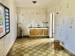 Casa com 3 Quartos para alugar, 150m² no Vila Lemos, Campinas - Foto 3