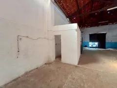 Galpão / Depósito / Armazém com 3 Quartos para alugar, 400m² no Centro, Fortaleza - Foto 19