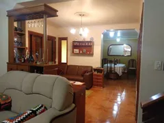 Casa com 6 Quartos à venda, 290m² no Santa Maria Goretti, Porto Alegre - Foto 4