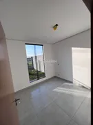 Casa com 3 Quartos à venda, 87m² no Jardim Alto do Cafezal, Londrina - Foto 3