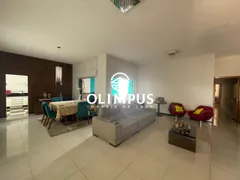 Casa com 3 Quartos à venda, 260m² no Santa Mônica, Uberlândia - Foto 4