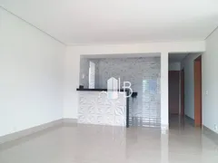 Apartamento com 3 Quartos à venda, 140m² no Osvaldo Rezende, Uberlândia - Foto 3