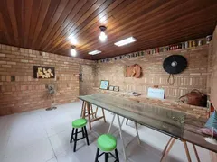 Casa com 6 Quartos à venda, 288m² no Jardim Itú Sabará, Porto Alegre - Foto 47