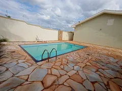 Casa com 3 Quartos à venda, 300m² no Ribeirânia, Ribeirão Preto - Foto 1