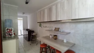 Casa com 3 Quartos para alugar, 222m² no Ipanema, Londrina - Foto 15