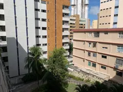 Apartamento com 2 Quartos para alugar, 130m² no Meireles, Fortaleza - Foto 16
