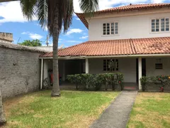Casa com 4 Quartos à venda, 715m² no Cerâmica, Nova Iguaçu - Foto 4