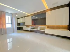 Apartamento com 3 Quartos para alugar, 220m² no Vila da Serra, Nova Lima - Foto 1