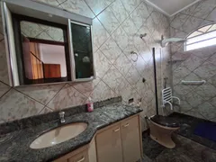 Casa com 3 Quartos à venda, 220m² no Brasil, Uberlândia - Foto 21