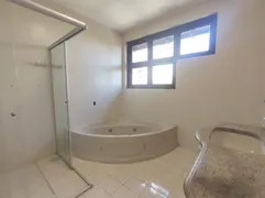 Casa Comercial com 7 Quartos para alugar, 350m² no Bela Vista, Porto Alegre - Foto 29