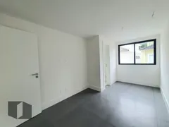 Casa de Condomínio com 4 Quartos à venda, 371m² no Barra da Tijuca, Rio de Janeiro - Foto 13