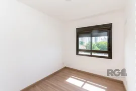 Apartamento com 2 Quartos para alugar, 67m² no Passo da Areia, Porto Alegre - Foto 8