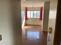 Apartamento com 3 Quartos à venda, 70m² no Nossa Senhora de Lourdes, Londrina - Foto 2