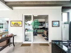 Casa de Condomínio com 4 Quartos para alugar, 250m² no Costa Nova, Caraguatatuba - Foto 32