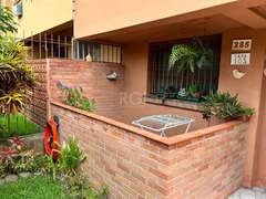 Casa de Condomínio com 3 Quartos à venda, 154m² no Espiríto Santo, Porto Alegre - Foto 2