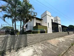Casa com 5 Quartos à venda, 233m² no Vila Imbuhy, Cachoeirinha - Foto 2