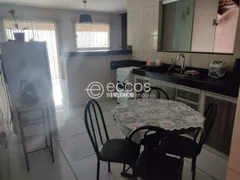 Casa com 3 Quartos à venda, 252m² no Jardim Holanda, Uberlândia - Foto 7