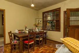 Casa com 3 Quartos para venda ou aluguel, 256m² no Rio Branco, Porto Alegre - Foto 10