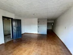 Casa com 3 Quartos para alugar, 200m² no São Pedro, Teresina - Foto 15