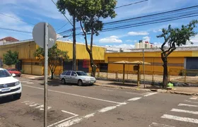 Prédio Inteiro para alugar, 750m² no Igapo, Londrina - Foto 5