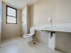 Apartamento com 4 Quartos à venda, 200m² no Morada da Colina, Uberlândia - Foto 11