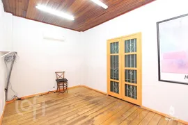 Casa com 4 Quartos à venda, 246m² no Petrópolis, Porto Alegre - Foto 5
