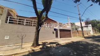 Casa com 3 Quartos à venda, 198m² no Jardim Celani, Valinhos - Foto 2