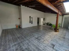 Casa com 2 Quartos à venda, 220m² no Jardim das Palmeiras, Uberlândia - Foto 1